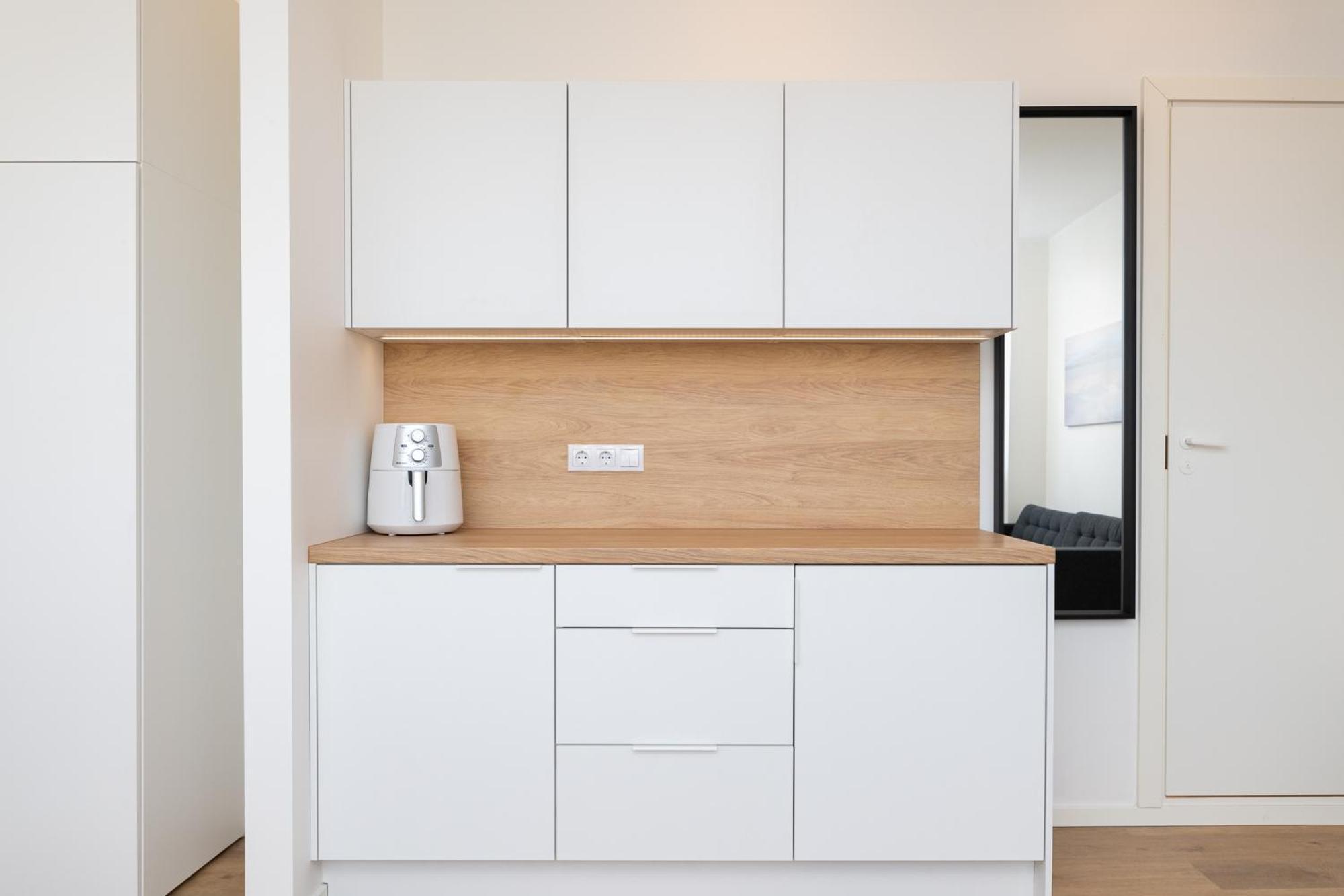 Hilltop Apartments - Studio Rooms In City Centre Tallinn Exteriör bild